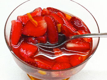 La recette dessert fraise au sucre de canne est une recette à la fraise facile 
